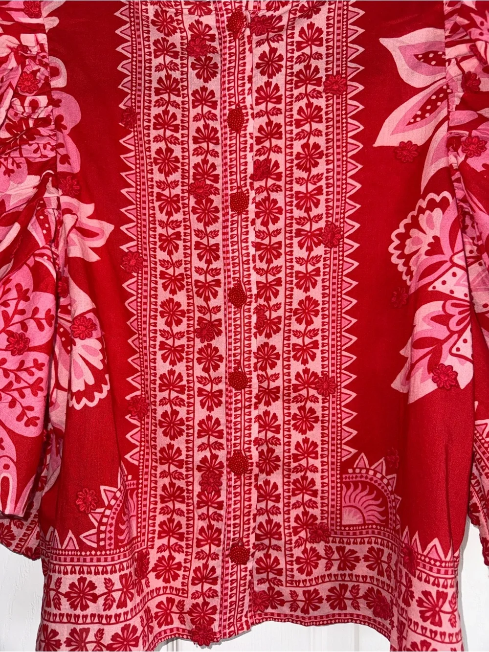 FARM RIO Flora Tapestry Appliqué Puff Sleeve Red Beaded Button Back Blouse XS S